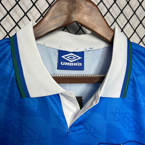 Camiseta Brasil ll Retro 1991/93 - detalle de la manga