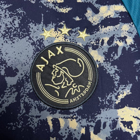 Camiseta Ajax 24/25 Away - detalle del cuello