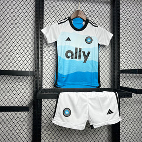 Kids Charlotte Fc l 2024∕25 - detalle de la manga