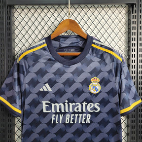 Camiseta 23∕24 Real Madrid ll - detalle de la manga