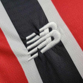 Regata do São Paulo ll 24/25 Listrada - tejido y acabado