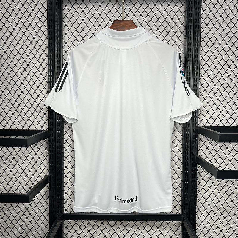 Camiseta Real Madrid l Retro 2005/06 - vista frontal