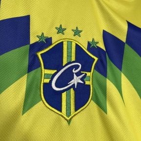 Camiseta Brasil Retro I 1995 - detalle del cuello