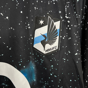 Camiseta 23∕24 Minnesota ll - detalle de la manga