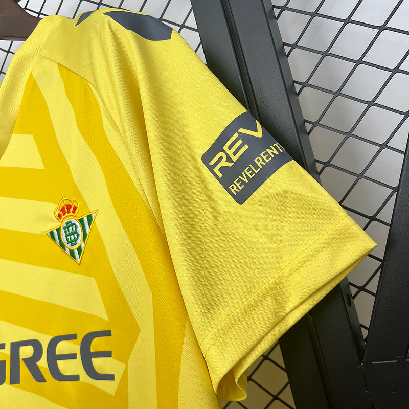Camiseta Real Betis 25∕26 Goalkeeper - detalle de la manga