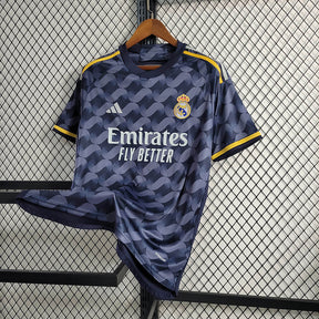 Camiseta 23∕24 Real Madrid ll - tejido y acabado