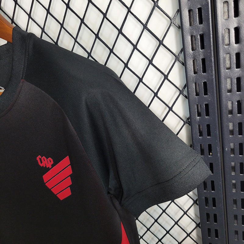 Kids Athletico Paranaense ll 2023∕24 Preto-Vermelho - vista trasera