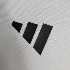 Camiseta 23∕24 Flamengo Treino - Femenino - Branco - detalle de la manga