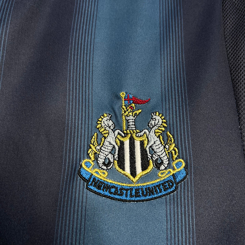 Camiseta Newcastle United ll Retro 2004/05 - vista frontal