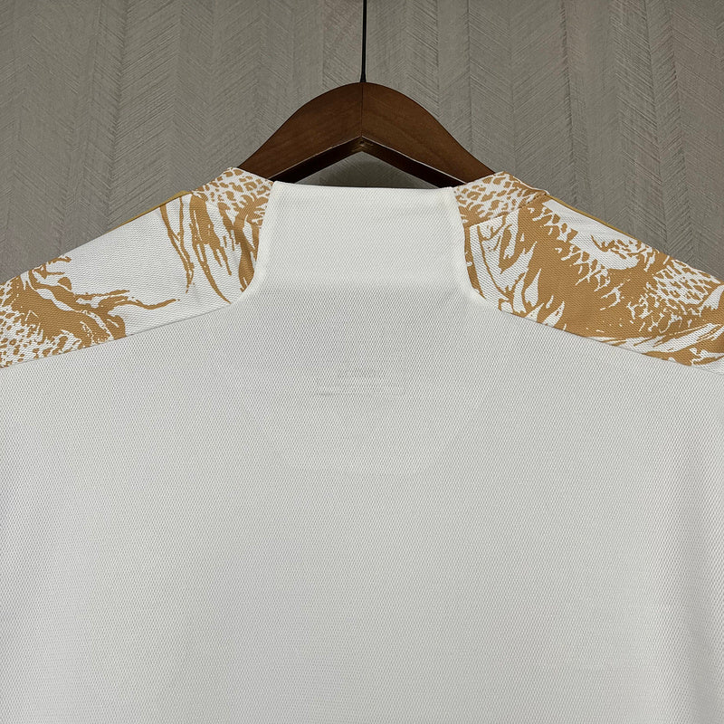 Camiseta 24∕25 Real Madrid Special Edition Platinum - vista frontal