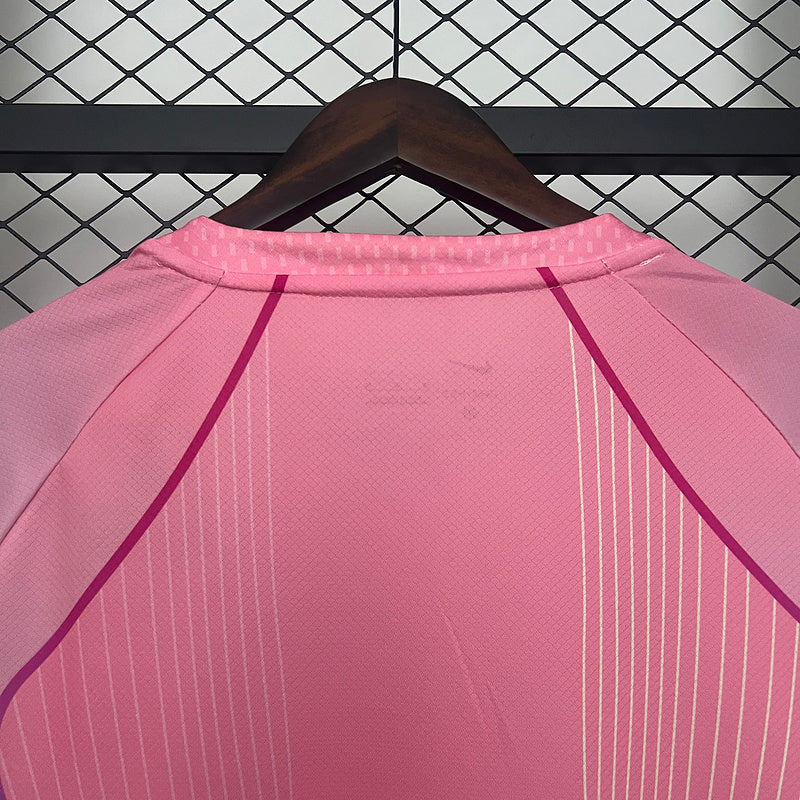 Camiseta Barcelona Special Edition 25/26 - Rosa - detalle de la manga