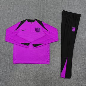 Training Suit England 25/26 Pink - Winter - detalle del cuello