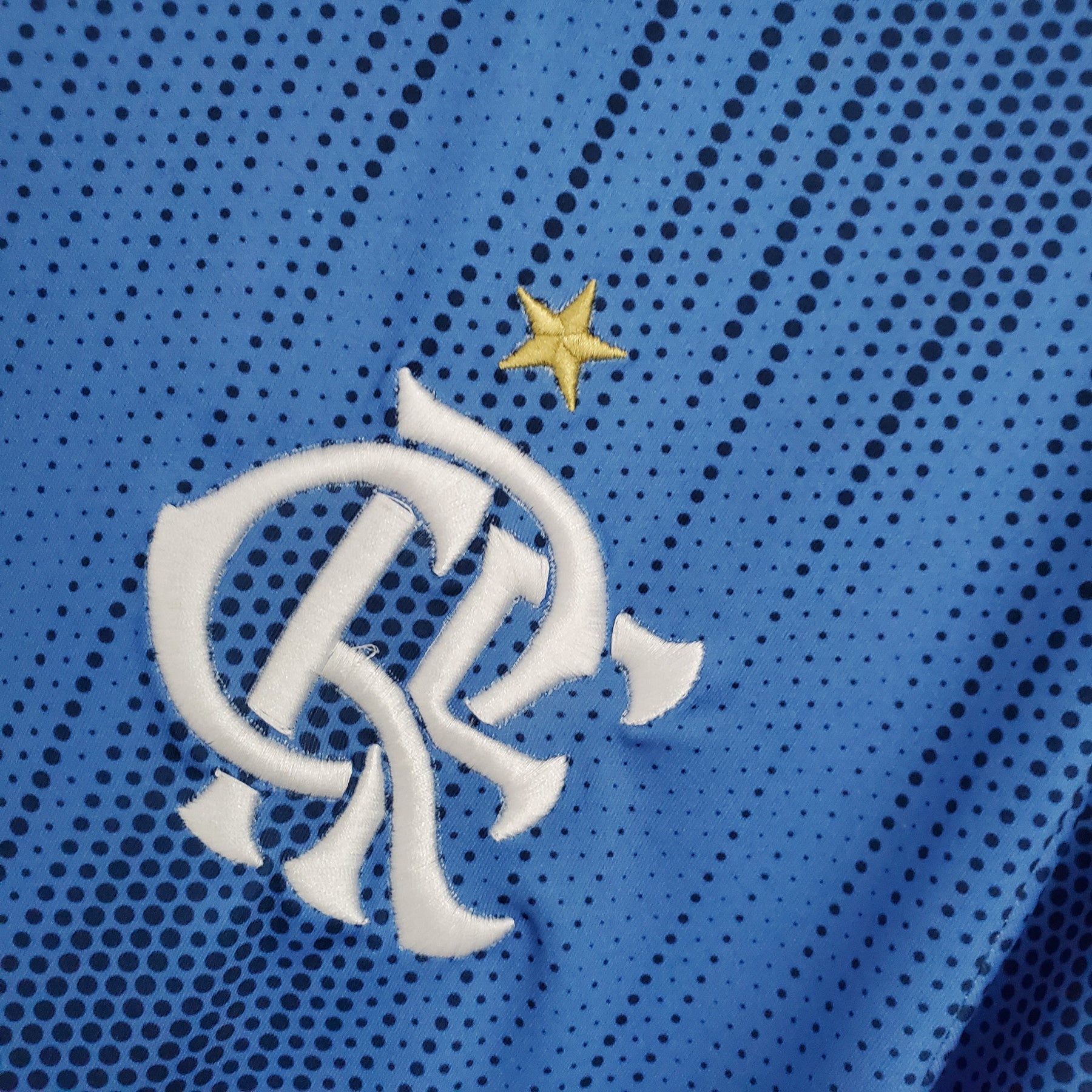 Camiseta Flamengo Retro 2018 - Azul - detalle de la manga