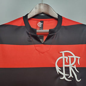 Camiseta Flamengo Retrô 1978/1979 Vermelha e Preta - detalle de la manga