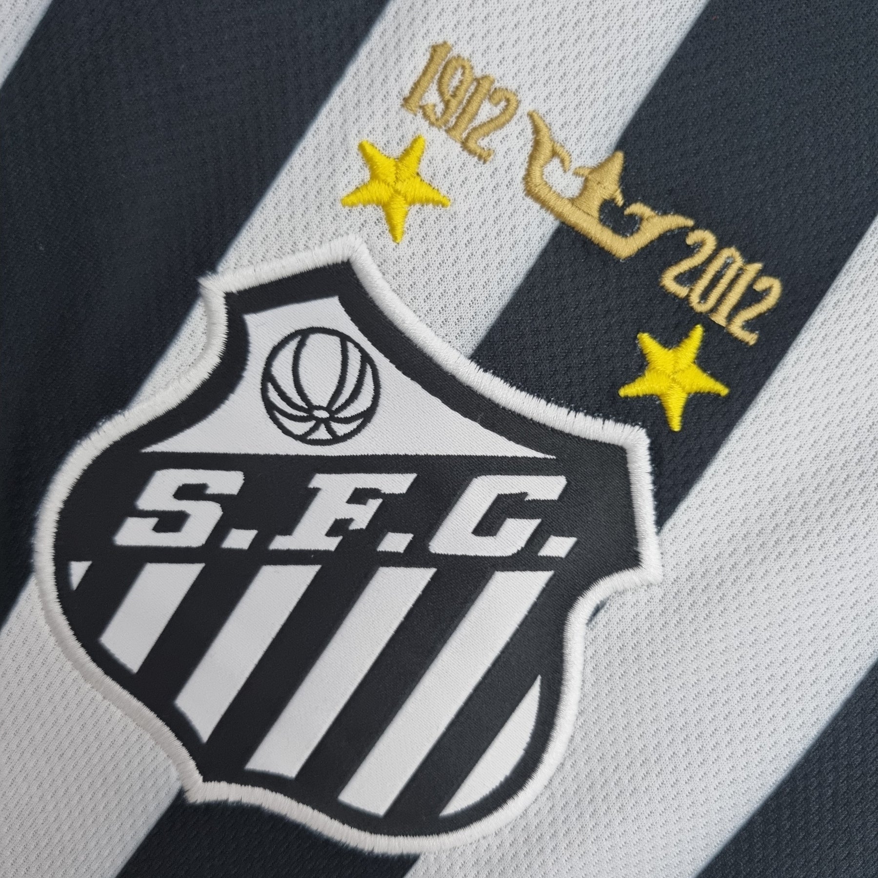 Camiseta Santos Retro 2013 away - detalle de la manga