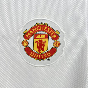 Camiseta do Manchester United Retrô 2007/08 Away - detalle del cuello