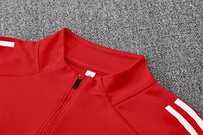 Training Suit Manchester United 25/26 Red - Winter - tejido y acabado