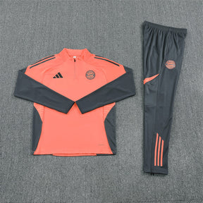 Training Suit Bayern De Munique 25/26 - Winter - vista trasera