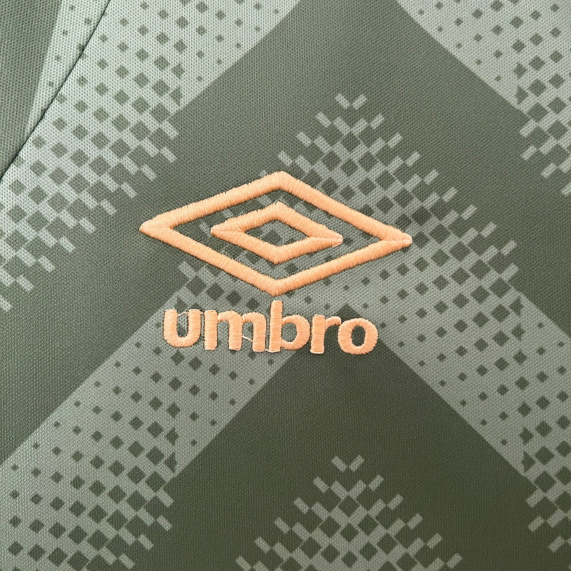 Camiseta 24∕25 Fluminense Green - detalle de la manga