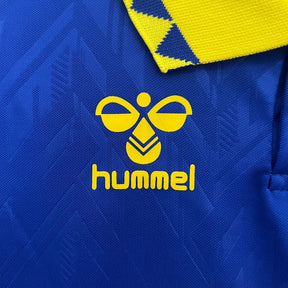 Kids Las Palmas 24/25 Away - detalle del cuello