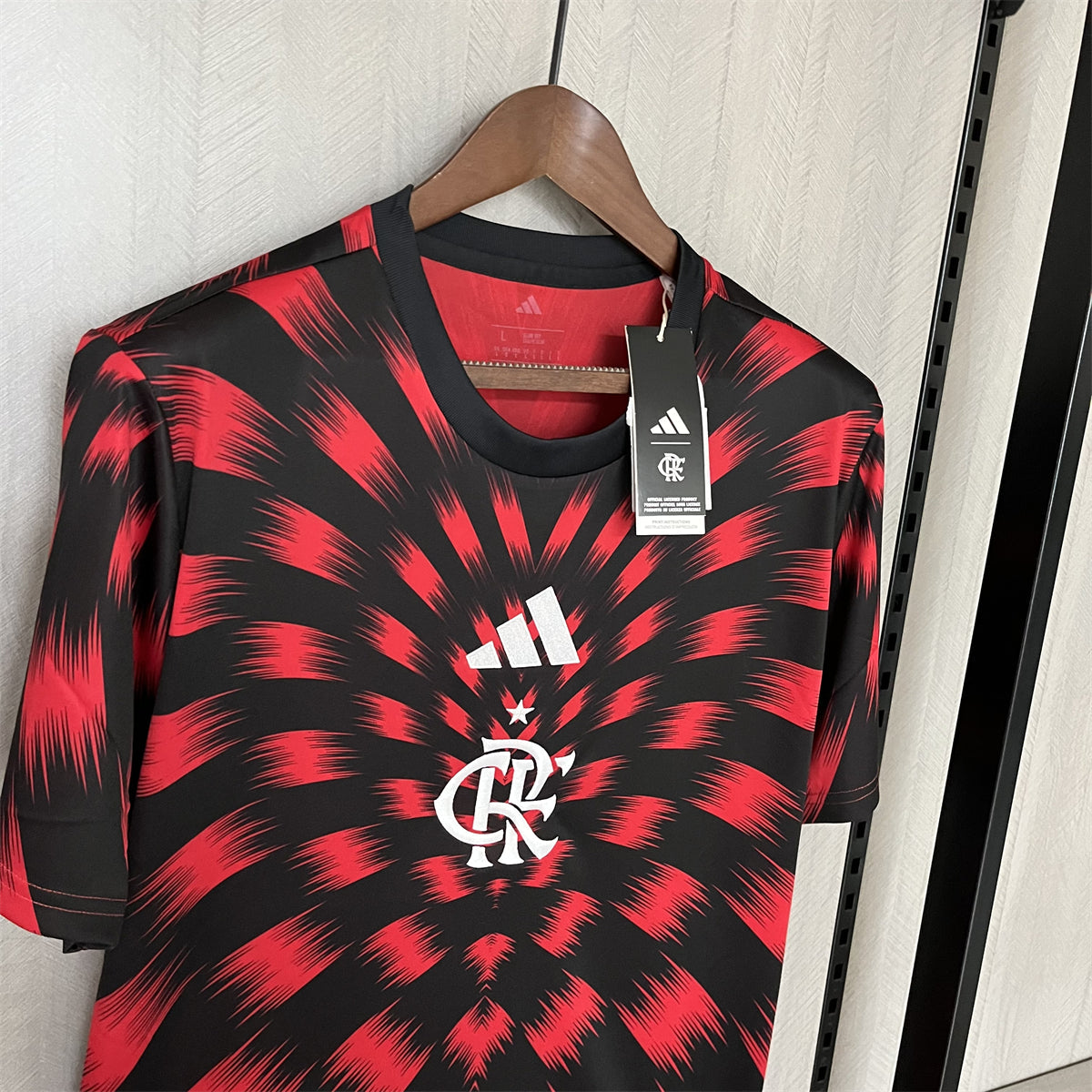 Camiseta Flamengo 25/26 - Treino - tejido y acabado