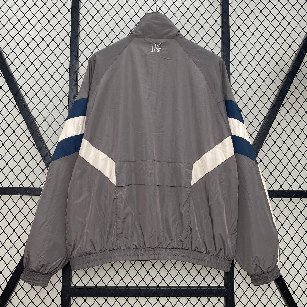 Windbreaker Real Madrid 24/25 - Cinza