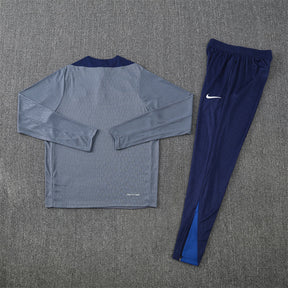 Training Suit PSG 25/26 - Winter - detalle del cuello