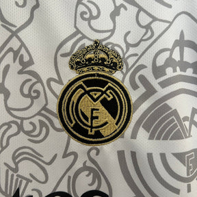 Camiseta 24∕25 Real Madrid Special Edition - detalle del cuello