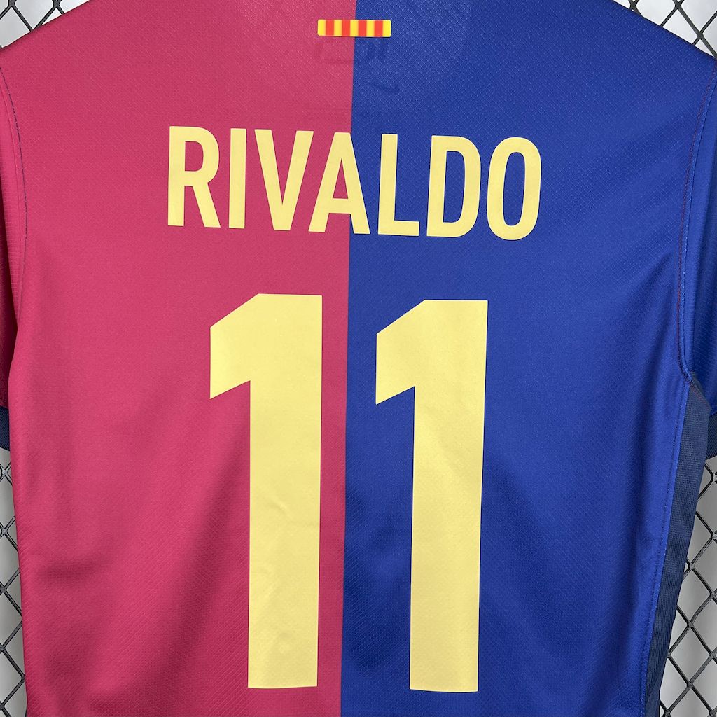 Camiseta FC Barcelona 24/25 125th Anniversary - detalle de la manga