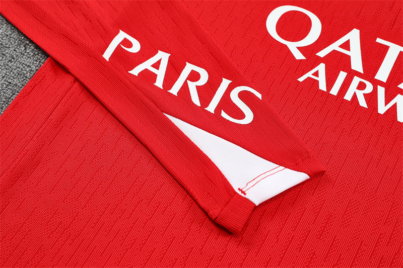 Training Suit PSG 25/26 - Winter - detalle de la manga