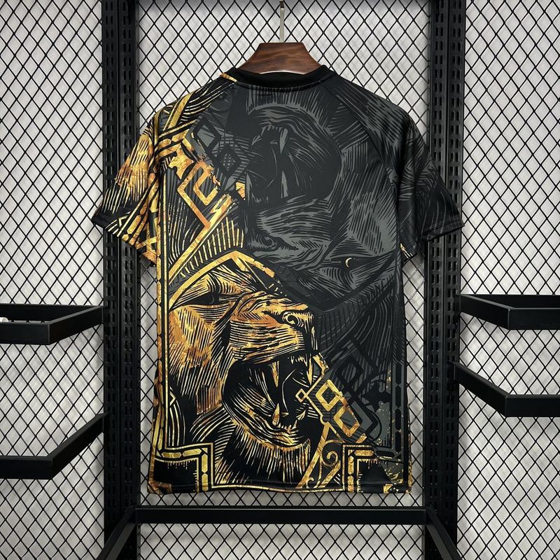 Real Madrid 24∕25 Special edition black - vista frontal